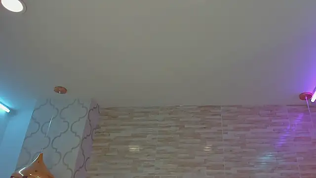 AliceVegga online show from December 2025 02:39:01 AM