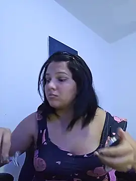 Snapshot of MaoMaoLa chatting on November 2025 04:38:01 AM MaoMaoLa online show from November 2025 04:38:01 AM