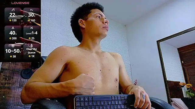 JhosuaVega online show from October 2025 07:14:02 PM