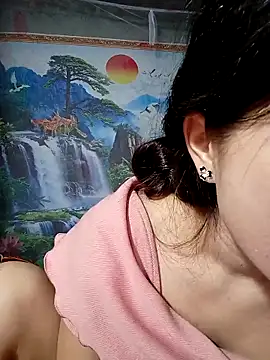 Vy xx online show from October 2025 12:00:01 AM
