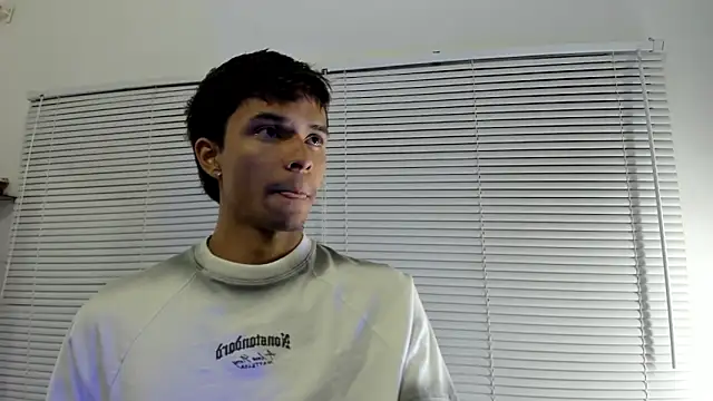 Snapshot of xxKamadevaxx chatting on March 2026 12:45:02 PM xxKamadevaxx online show from March 2026 12:45:02 PM