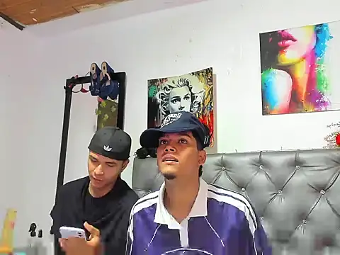 Snapshot of xxKamadevaxx chatting on April 2026 12:55:01 PM xxKamadevaxx online show from April 2026 12:55:01 PM