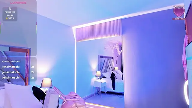 Isa Rouse   online show from December 2025 03:24:02 AM