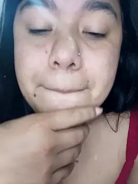 Snapshot of April_Becker chatting on April 2026 03:45:01 AM April Becker online show from April 2026 03:45:01 AM