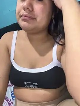 Snapshot of April_Becker chatting on April 2026 03:13:02 AM April Becker online show from April 2026 03:13:02 AM
