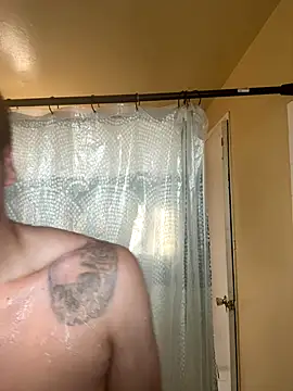 Snapshot of busnfatnutsLildee chatting on October 2025 11:50:04 PM busnfatnutsLildee online show from October 2025 11:50:04 PM