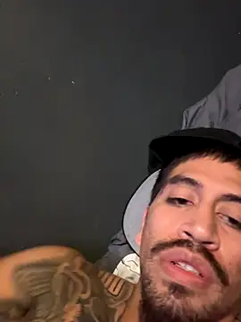 Snapshot of busnfatnutsLildee chatting on November 2025 06:01:01 AM busnfatnutsLildee online show from November 2025 06:01:01 AM