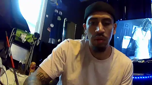 Snapshot of busnfatnutsLildee chatting on November 2025 12:31:01 AM busnfatnutsLildee online show from November 2025 12:31:01 AM