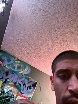 Snapshot of busnfatnutsLildee chatting on December 2025 02:20:01 AM busnfatnutsLildee online show from December 2025 02:20:01 AM