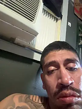 busnfatnutsLildee online show from April 2026 02:44:01 AM