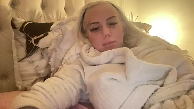 paulinaalatalo online show from March 2026 10:58:02 PM