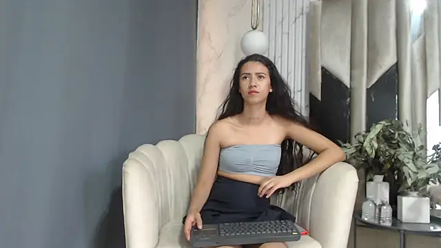 MayaMonroe1 online show from September 2025 06:32:02 PM