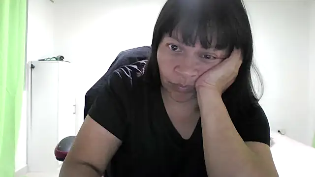 adri89-g online show from July 2026 04:36:01 AM