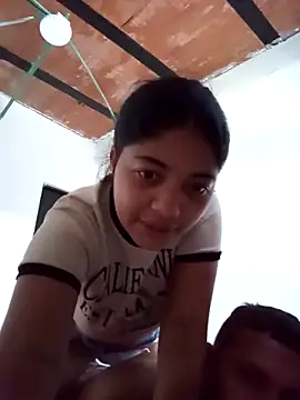 Camila-18w online show from October 2025 07:03:02 PM