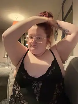 Snapshot of AmberBliss-X chatting on November 2025 10:10:01 PM AmberBliss-X online show from November 2025 10:10:01 PM