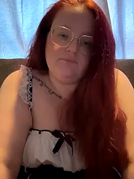 Snapshot of AmberBliss-X chatting on November 2025 03:00:02 PM AmberBliss-X online show from November 2025 03:00:02 PM