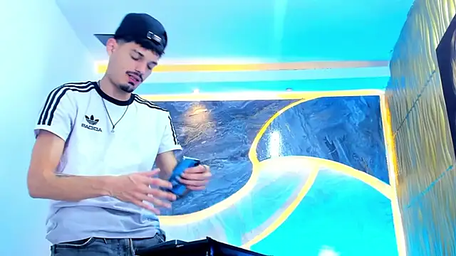 Iam Steven online show from February 2026 05:02:02 AM