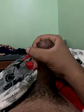 Snapshot of ali__ali210 chatting on October 2025 04:26:01 PM ali ali210 online show from October 2025 04:26:01 PM