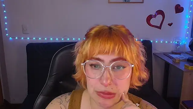 Miacatsito3 online show from June 2026 06:52:02 AM