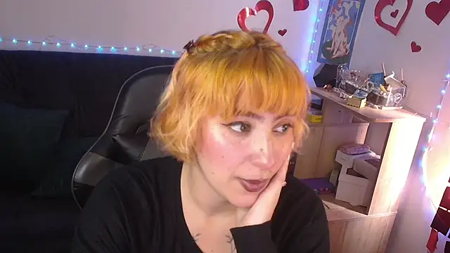 Miacatsito3 online show from June 2026 07:03:02 PM