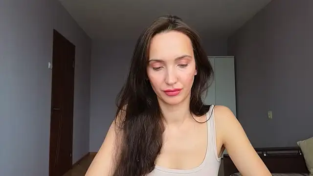 Lillian-Clark online show from February 2026 08:18:02 AM