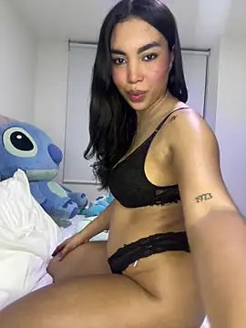 karolaalcendra online show from April 2026 02:31:01 AM