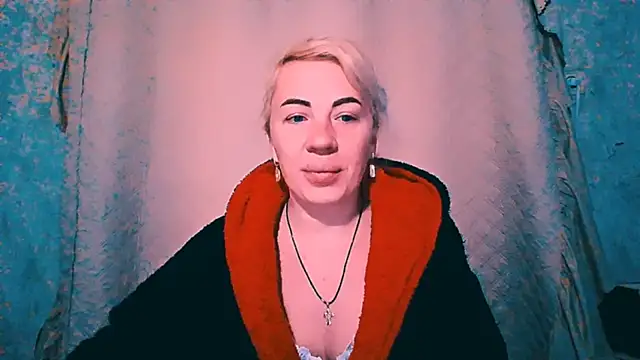 EmmaCat  online show from October 2025 05:10:02 AM