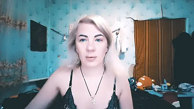 EmmaCat  online show from November 2025 05:49:01 AM