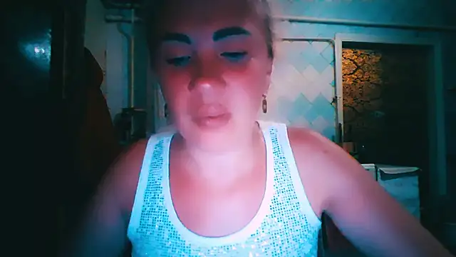 EmmaCat  online show from July 2026 05:30:01 PM