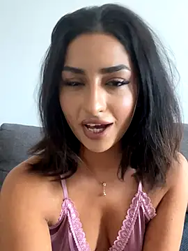 Snapshot of Mia_spicyy chatting on November 2025 10:14:01 AM Mia spicyy online show from November 2025 10:14:01 AM