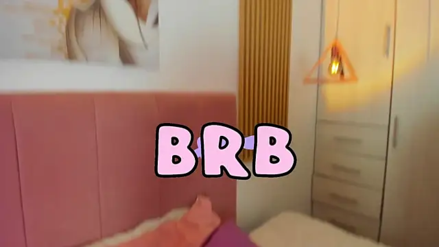 KoraRousee online show from October 2025 03:44:02 PM