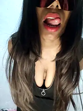 Snapshot of bigcutecouple chatting on April 2026 08:02:02 PM bigcutecouple online show from April 2026 08:02:02 PM