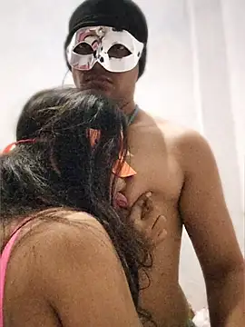 Snapshot of bigcutecouple chatting on June 2026 10:51:02 AM bigcutecouple online show from June 2026 10:51:02 AM