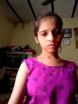 Saloni-Gupta online show from October 2025 04:37:02 AM