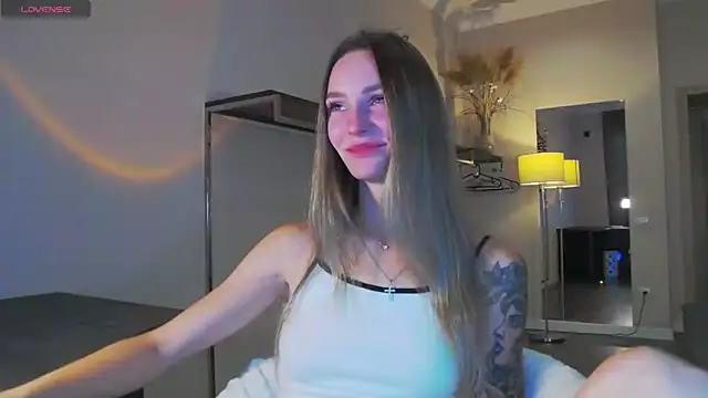 Snapshot of Melloudy chatting on September 2025 05:55:02 AM Melloudy online show from September 2025 05:55:02 AM