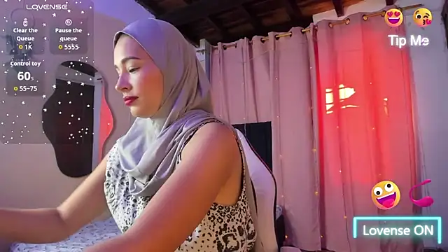 ShanaJamil online show from November 2025 12:16:01 PM