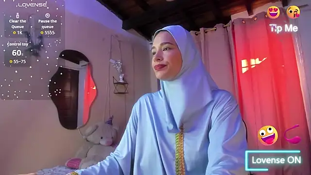 ShanaJamil online show from November 2025 12:05:02 PM