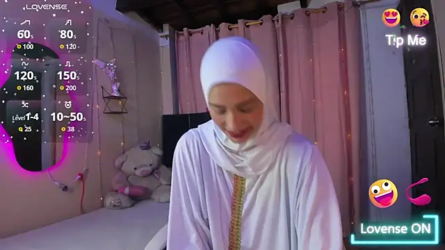 ShanaJamil online show from February 2026 12:15:01 PM