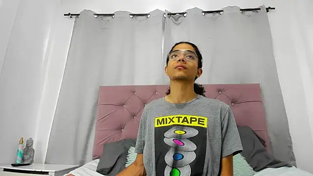 Snapshot of EthanBlackwoodd chatting on March 2026 08:37:02 PM EthanBlackwoodd online show from March 2026 08:37:02 PM