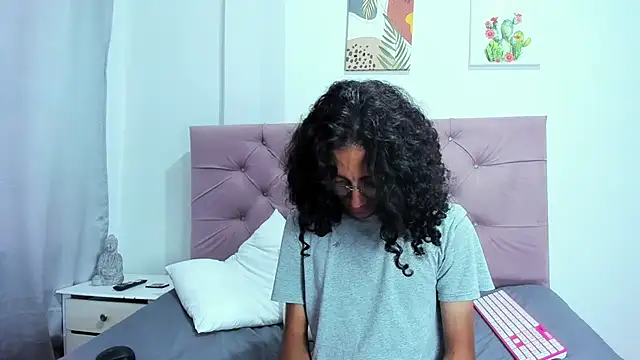 Snapshot of EthanBlackwoodd chatting on April 2026 08:06:02 PM EthanBlackwoodd online show from April 2026 08:06:02 PM