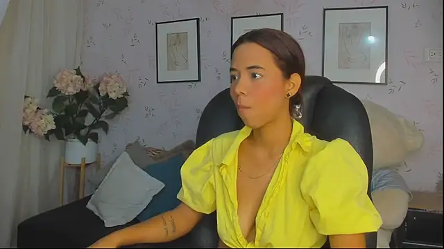 Anntonellaa online show from November 2025 12:26:01 PM