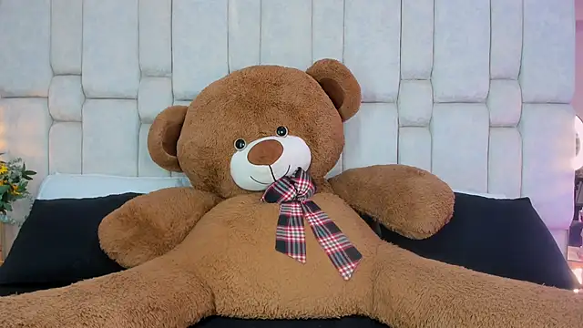  GigiDoll  online show from October 2025 12:02:01 PM