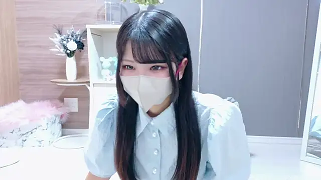 Snapshot of Ruru-shuv chatting on September 2025 07:42:01 AM Ruru-shuv online show from September 2025 07:42:01 AM