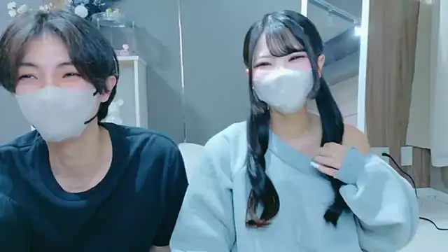 Snapshot of Ruru-shuv chatting on November 2025 10:48:01 AM Ruru-shuv online show from November 2025 10:48:01 AM