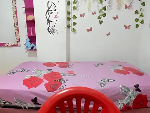 Snapshot of naty_lan11 chatting on November 2025 01:45:01 PM naty lan11 online show from November 2025 01:45:01 PM