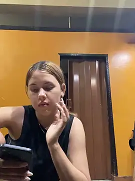 coupleyys online show from February 2026 02:16:01 AM