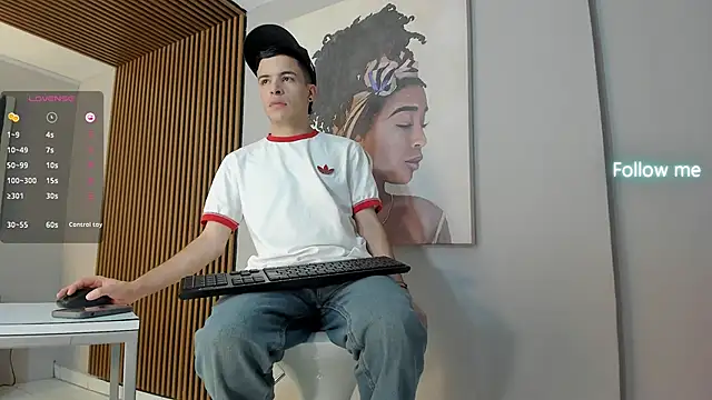 Snapshot of kevinn_blue1 chatting on September 2025 10:03:02 PM kevinn blue1 online show from September 2025 10:03:02 PM