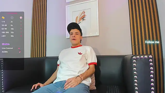 Snapshot of kevinn_blue1 chatting on October 2025 10:07:01 PM kevinn blue1 online show from October 2025 10:07:01 PM