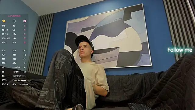 Snapshot of kevinn_blue1 chatting on October 2025 08:18:01 PM kevinn blue1 online show from October 2025 08:18:01 PM