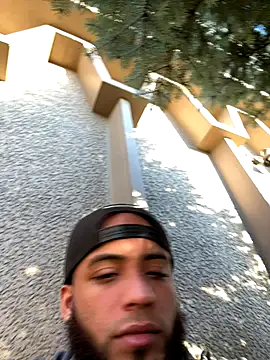 LeoPR00 online show from October 2025 09:15:01 PM